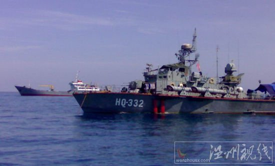 資料圖：越南海軍艦艇進行作戰(zhàn)訓(xùn)練