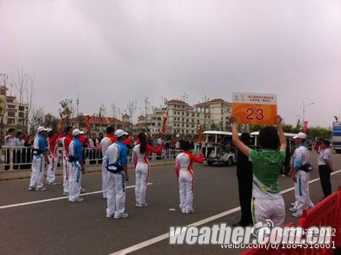 14日亞沙會(huì)火炬?zhèn)鬟f在海陽(yáng)進(jìn)行
