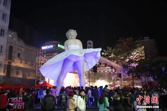 廣西夢(mèng)露雕像被拆