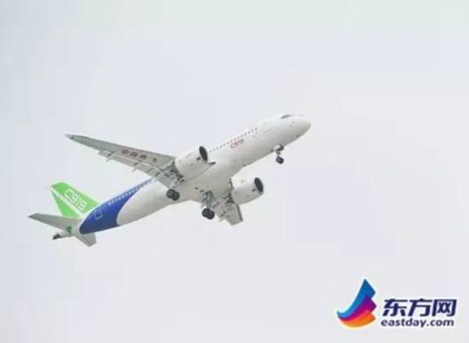 國產(chǎn)大飛機C919首飛