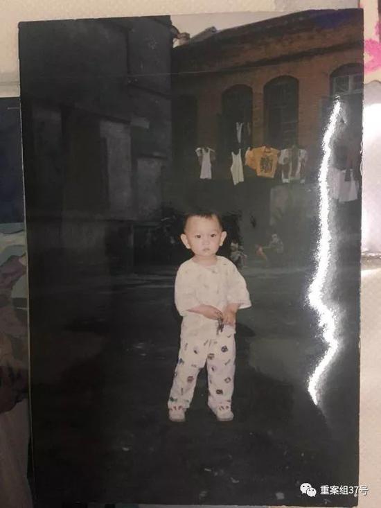 真假兒子錯(cuò)換26年 法院親子鑒定出錯(cuò)